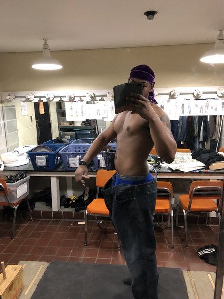 Nagie wyciekłe zdjęcie OnlyFans od Wavey J