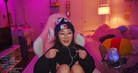 Hellomeganlee