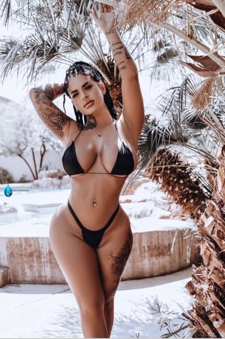 Nagie wyciekłe zdjęcie OnlyFans od Mon Lisa