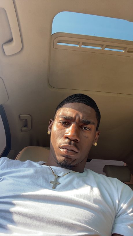 Nagie wyciekłe zdjęcie OnlyFans od Mr11 Inches Of Horse Dick