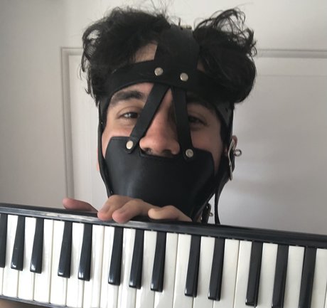Nagie wyciekłe zdjęcie OnlyFans od Puptreblenyc