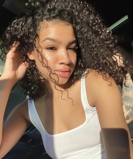 Nagie wyciekłe zdjęcie OnlyFans od Gemmateenie