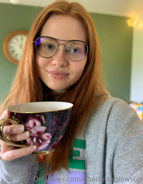 Charlotteglowsup