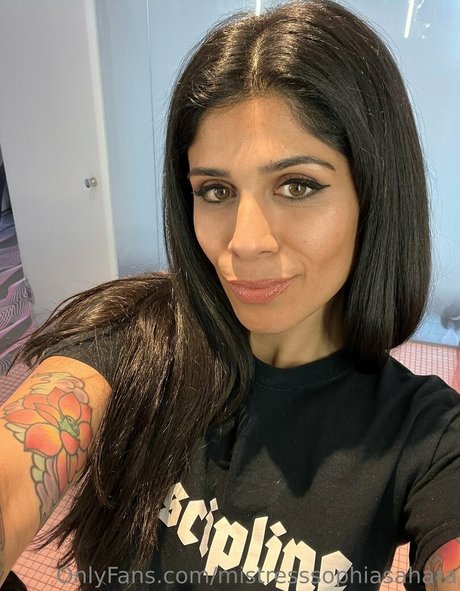 Mistresssophiasahara