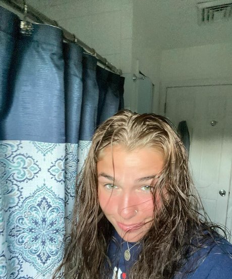 Nagie wyciekłe zdjęcie OnlyFans od Andreaposnerrr