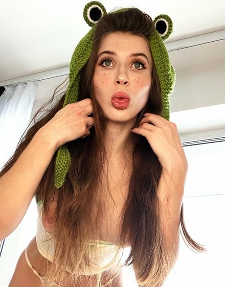 Vanessa Hillz