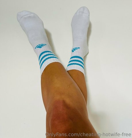 Cheating-hotwife-free