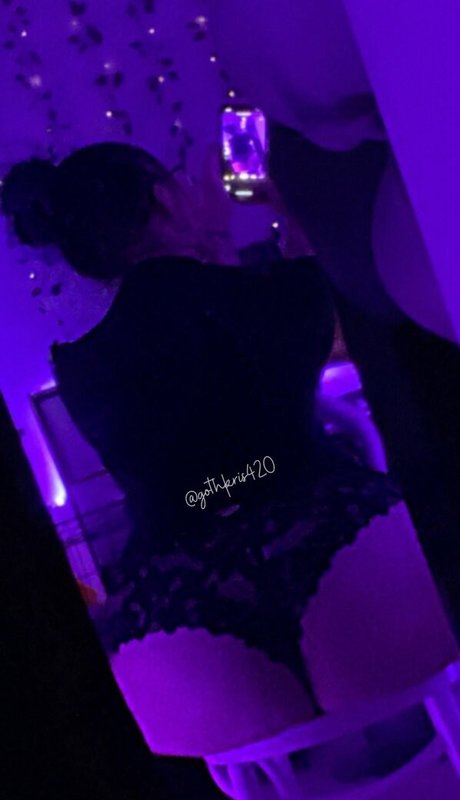 Nagie wyciekłe zdjęcie OnlyFans od Gothkris420