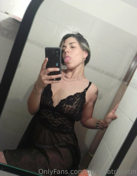 Dominatrixlatin