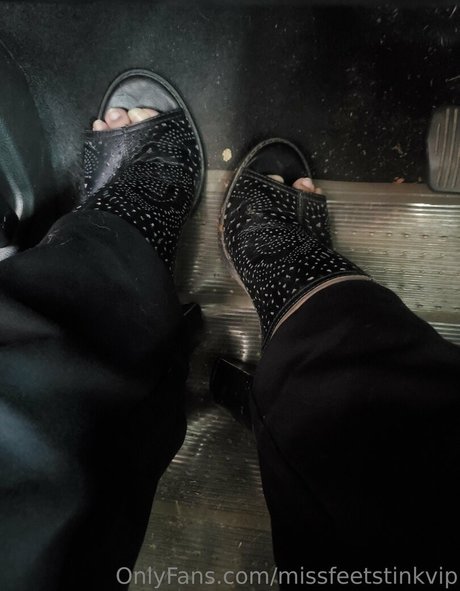 Missfeetstinkvip