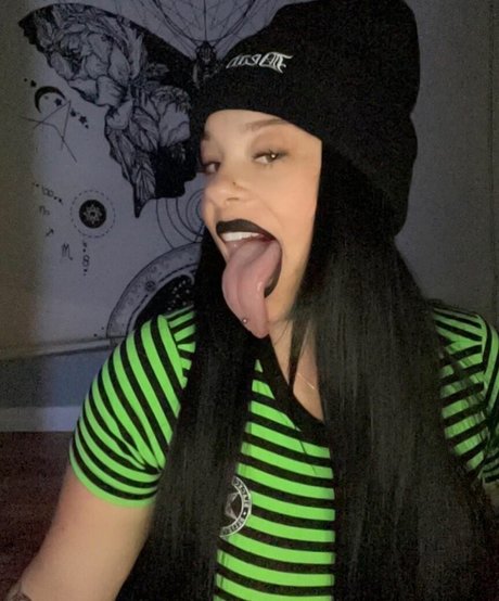 Long Tongue Fetish