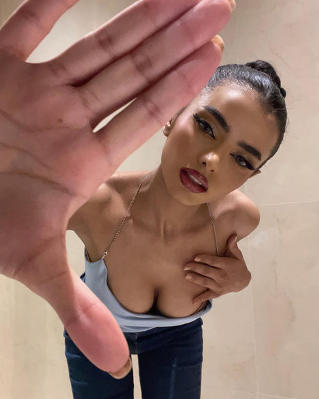 Nagie wyciekłe zdjęcie OnlyFans od Marina