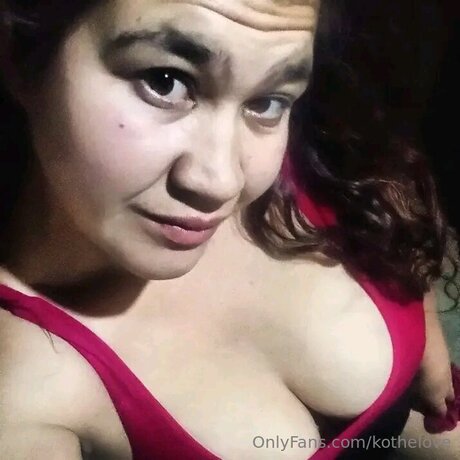 Nagie wyciekłe zdjęcie OnlyFans od Kothelove