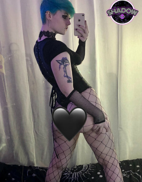 Egirlshadowx