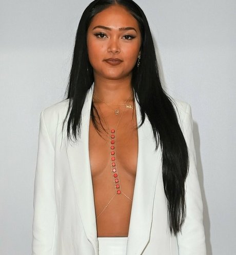 Joy Crookes