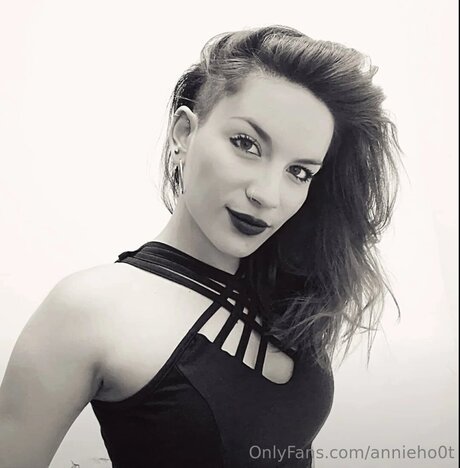 Nagie wyciekłe zdjęcie OnlyFans od Annieho0t