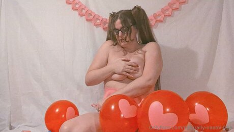 Naturally Naomi Free