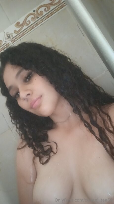 Nagie wyciekłe zdjęcie OnlyFans od Coneejiitaa69