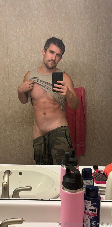 Nagie wyciekłe zdjęcie OnlyFans od Jordannblais