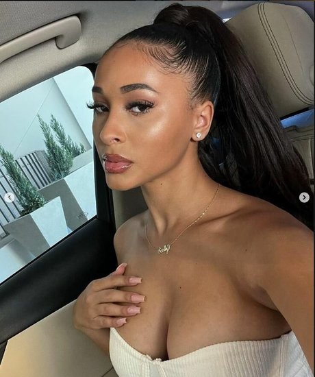 Nagie wyciekłe zdjęcie OnlyFans od Delaney