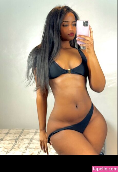 Nagie wyciekłe zdjęcie OnlyFans od Hornafrica