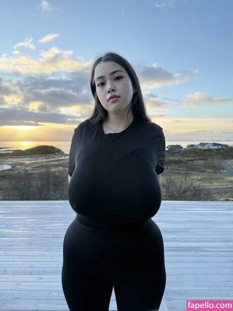 Nagie wyciekłe zdjęcie OnlyFans od Min Ji Lee