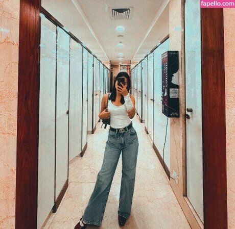 Vanisha2