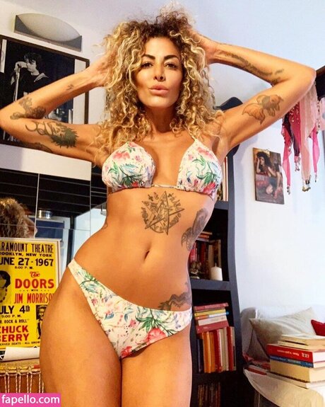 Nagie wyciekłe zdjęcie OnlyFans od Nora Amile