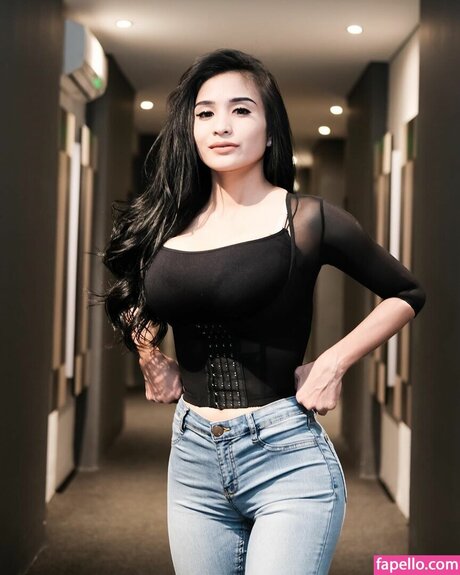 Nagie wyciekłe zdjęcie OnlyFans od Bibie Julius