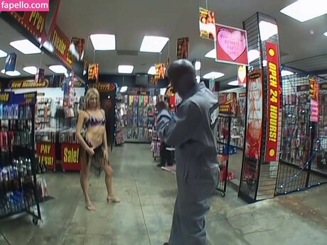 Beautiful Girls Groped