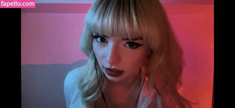 Nagie wyciekłe zdjęcie OnlyFans od Emmas Myspace