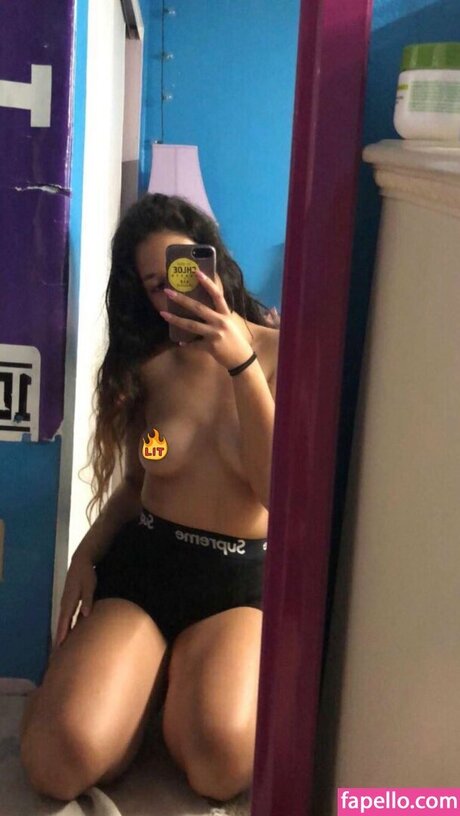 Nagie wyciekłe zdjęcie OnlyFans od Kat Andrews