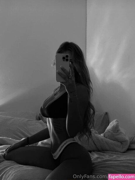 Nagie wyciekłe zdjęcie OnlyFans od Abbie Hall