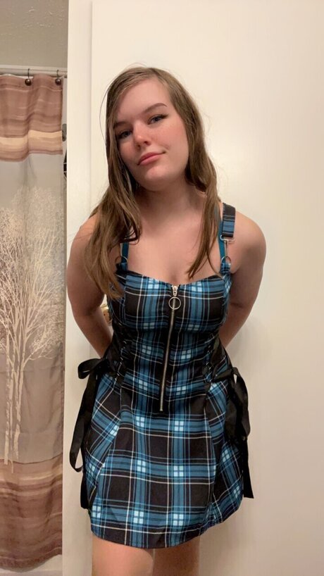 Nagie wyciekłe zdjęcie OnlyFans od Peachy Bella