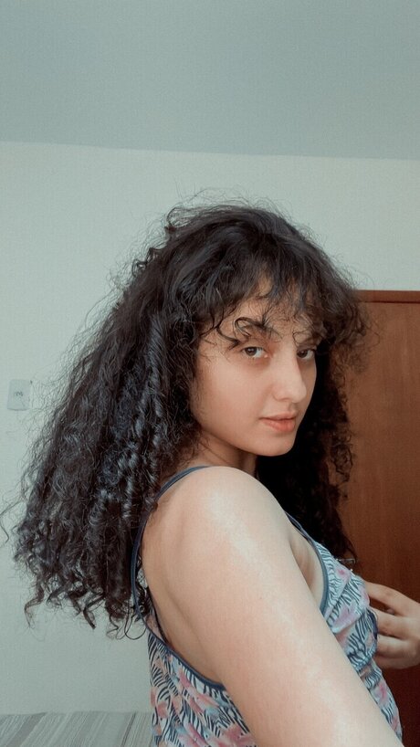 Paula Leal