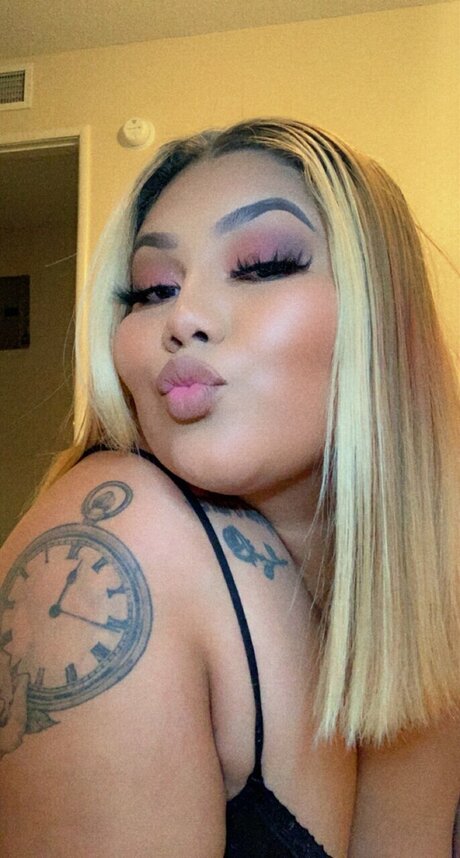 Nagie wyciekłe zdjęcie OnlyFans od Big Booty Mariii