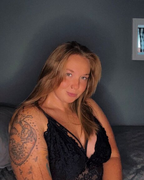 Nagie wyciekłe zdjęcie OnlyFans od Chaoticrubie