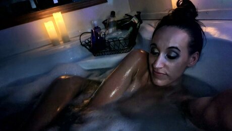 Nagie wyciekłe zdjęcie OnlyFans od Leah