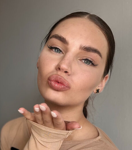 Nagie wyciekłe zdjęcie OnlyFans od Polinka