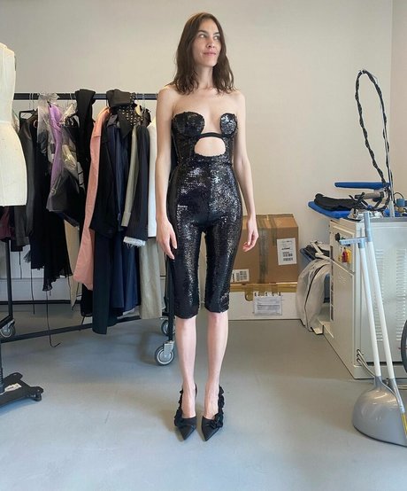 Nagie wyciekłe zdjęcie OnlyFans od Alexa Chung