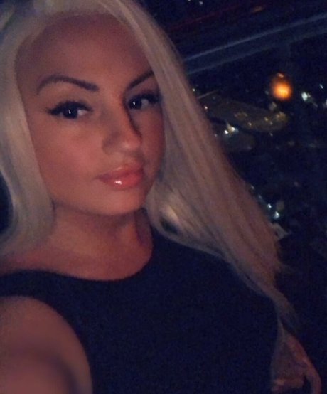 Nagie wyciekłe zdjęcie OnlyFans od Ivoryyyyy
