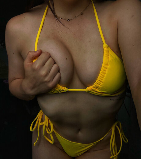 Nagie wyciekłe zdjęcie OnlyFans od Lola