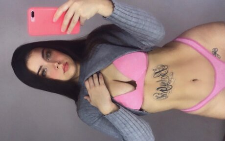 Nagie wyciekłe zdjęcie OnlyFans od Val 