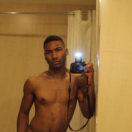 Nagie wyciekłe zdjęcie OnlyFans od Sinnamon Bunn