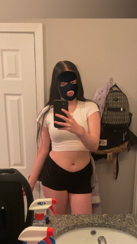 Nagie wyciekłe zdjęcie OnlyFans od Kelsie 