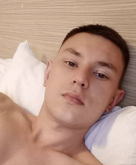 Nagie wyciekłe zdjęcie OnlyFans od Cold Guy