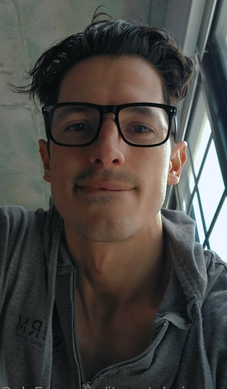 Nagie wyciekłe zdjęcie OnlyFans od Itsmetylerjames