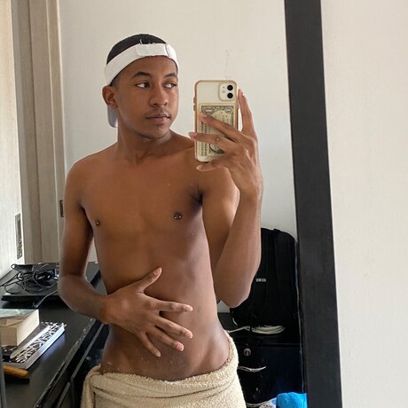 Nagie wyciekłe zdjęcie OnlyFans od Sisoss69