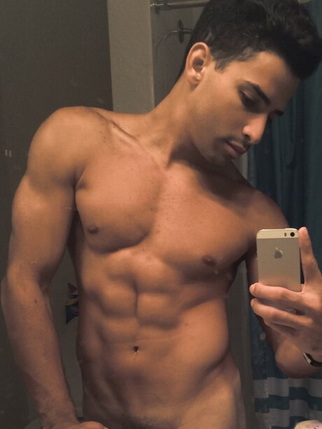 Nagie wyciekłe zdjęcie OnlyFans od Jonathas
