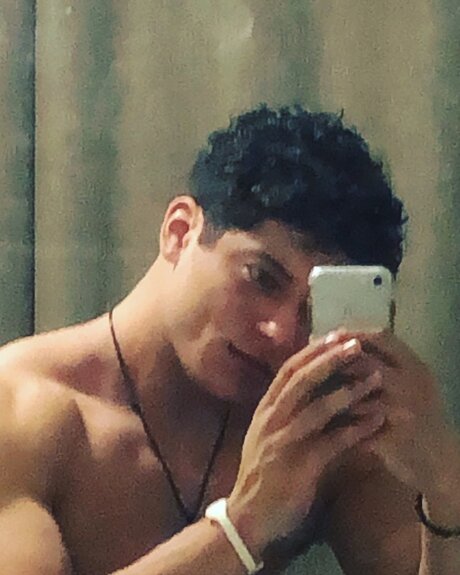 Nagie wyciekłe zdjęcie OnlyFans od Mateo  
